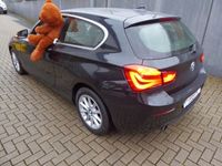 gebraucht BMW 118 i Sport Line Scheckheft
