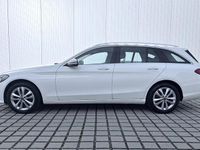 Gebraucht Mercedes C200 184 PS (135 kW) 2019 Weiß Kombi