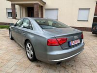 Gebraucht Audi A8 Comfort 371 PS (272 kW) 2010 Grau Limousine