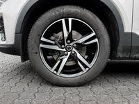 Gebraucht Volvo XC40 Plus 163 PS (119 kW) 2023 Bright dusk / metallic SUV