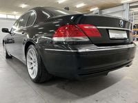 Gebraucht BMW 750 Sport Line 367 PS (269 kW) 2006 Black sapphire (schwarz) Limousine
