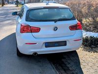 Gebraucht BMW 116 Advantage 116 PS (85 kW) 2019 Weiß Kleinwagen