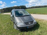 Second-hand VW Sharan 140 CP (102 kW) 2006 Gri Monovolum
