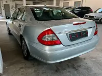 Gebraucht Mercedes E200 184 PS (135 kW) 2006 Silber Limousine