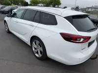 Gebraucht Opel Insignia Dynamic 165 PS (121 kW) 2018 Weiß Kombi