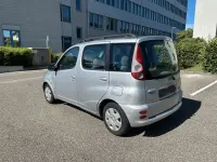 Gebraucht Toyota Yaris Verso 86 PS (63 kW) 2002 Silber Van / Kleinbus