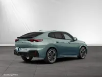 Gebraucht BMW X2 M Sport 163 PS (119 kW) 2025 Cape york grün metallic SUV