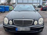 Gebraucht Mercedes E220 Avantgarde 150 PS (110 kW) 2002 Limousine