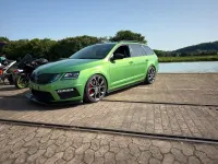 Gebraucht Skoda Octavia RS 300 PS (220 kW) 2018 Grün Kombi
