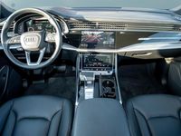 Gebraucht Audi Q8 231 PS (169 kW) 2025 Schwarz SUV
