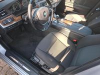 Gebraucht BMW 523 204 PS (150 kW) 2010 Silber Limousine
