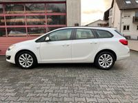 gebraucht Opel Astra Sports Tourer Active 2.HD~KLIMAA~PDC~SHZ