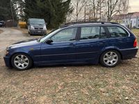 Gebraucht BMW 325 193 PS (141 kW) 2001 Blau Kombi