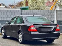 Gebraucht Mercedes E200 184 PS (135 kW) 2006 Schwarz Limousine