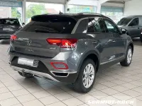 Gebraucht VW T-Roc Style 110 PS (80 kW) 2023 Indiumgrau (grau) SUV