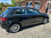 Gebraucht Audi A3 Ambiente 110 PS (80 kW) 2015 Schwarz Limousine