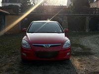Gebraucht Hyundai i30 90 PS (66 kW) 2008 Rot Limousine