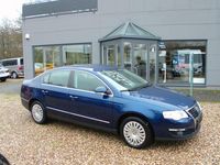 Gebraucht VW Passat Comfortline 102 PS (75 kW) 2008 Blau Limousine