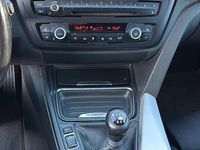 Gebraucht BMW 316 116 PS (85 kW) 2014 Schwarz Limousine