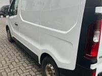 Gebraucht Renault Traffic 120 PS (88 kW) 2016 Weiß Van / Kleinbus