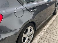 Gebraucht BMW 116 115 PS (84 kW) 2006 Grau Kleinwagen
