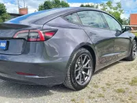 Gebraucht Tesla Model 3 Standard Range 208 kW (283 PS) 2022 Midnight silver Limousine