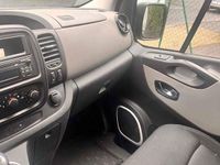 Gebraucht Renault Traffic 160 PS (117 kW) 2016 Weiß Van / Kleinbus