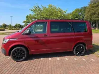 Gebraucht VW Multivan Trendline 150 PS (110 kW) 2020 Rot Van / Kleinbus