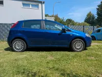 Gebraucht Fiat Grande Punto 65 PS (47 kW) 2009 Blau Kleinwagen