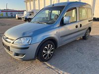 Second-hand Opel Combo 69 CP (50 kW) 2005 Albastru Monovolum