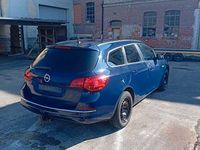 Gebraucht Opel Astra Energy 116 PS (85 kW) 2014 Blau Kombi