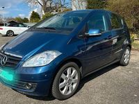 Gebraucht Mercedes A160 Elegance 95 PS (69 kW) 2012 Blau Limousine