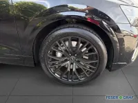 Gebraucht Audi Q8 Ambiente 394 PS (289 kW) 2025 Mythosschwarz metallic SUV