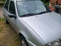 Usata Ford Fiesta 75 CV (55 kW) 1999 Argento Utilitaria