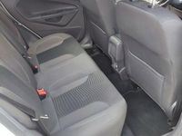 Gebraucht Ford Fiesta Titanium 125 PS (91 kW) 2015 Weiß Kleinwagen