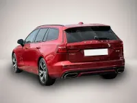 Gebraucht Volvo V60 R-Design 150 PS (110 kW) 2019 Rot Kombi