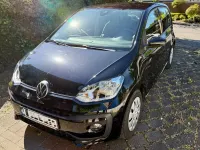 Usado VW up! 65 CV (47 kW) 2020 Negro Utilitario