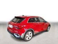 Gebraucht Audi A3 Ambiente 150 PS (110 kW) 2025 Rot Limousine