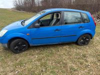 Gebraucht Ford Fiesta 60 PS (44 kW) 2002 Blau Kleinwagen