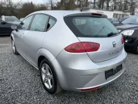 Gebraucht Seat Leon Reference 105 PS (77 kW) 2011 "estrella" silber Kleinwagen