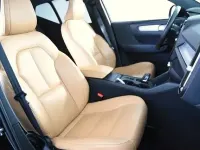 Gebraucht Volvo XC40 Momentum 150 PS (110 kW) 2019 Schwarz SUV