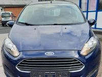 Gebraucht Ford Fiesta Trend 80 PS (58 kW) 2013 Blau Kleinwagen