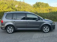 Gebraucht VW Touran Highline 140 PS (102 kW) 2011 Grau Van / Kleinbus
