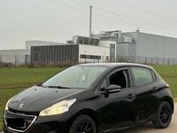 Gebraucht Peugeot 208 82 PS (60 kW) 2012 Schwarz Kleinwagen