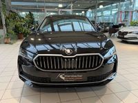 Neu Skoda Superb LAURIN & KLEMENT 204 PS (150 kW) 2026 Schwarz (ebony schwarz metallic) Kombi
