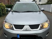 Gebraucht Mitsubishi Outlander Invite 140 PS (102 kW) 2008 Silber SUV