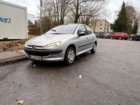 Gebraucht Peugeot 206 Premium 75 PS (55 kW) 2002 Grau Limousine