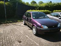 Gebraucht Ford Fiesta 60 PS (44 kW) 2000 Violet Kleinwagen