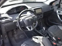 Gebraucht Peugeot 2008 110 PS (80 kW) 2018 Grau SUV