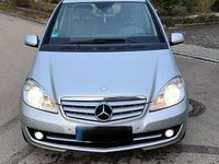 Gebraucht Mercedes A170 Elegance 116 PS (85 kW) 2009 Silber Van / Kleinbus